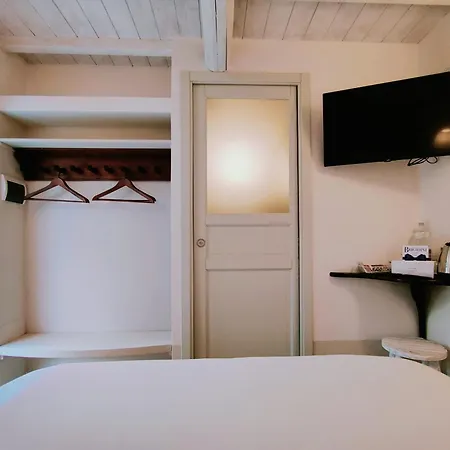 Pensión Il Cortiletto - &